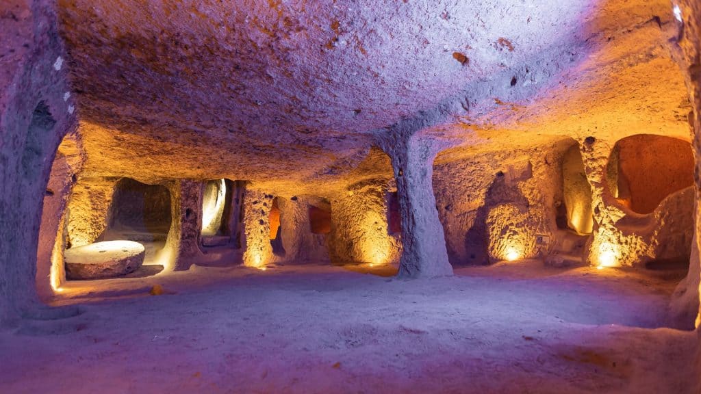 Cidade subterrânea de Derinkuyu, antiga caverna na Capadócia, Turquia, local de viagem de Goreme.