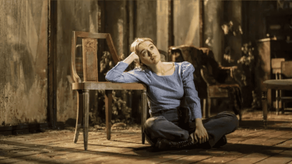 Aimee Lou Wood na peça teatral Uncle Vanya