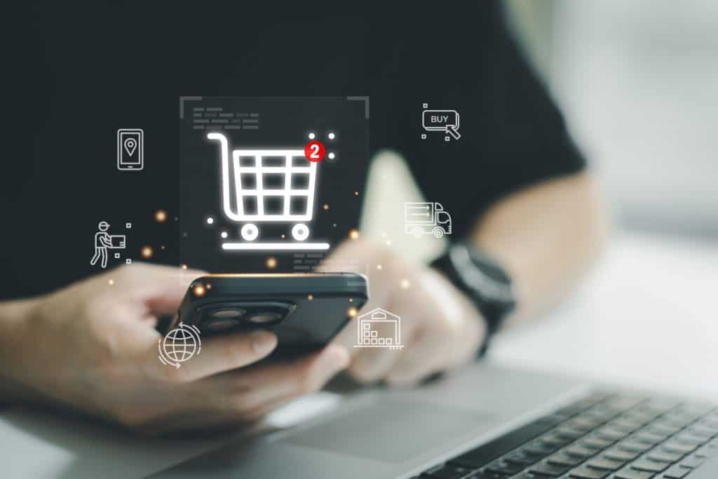 Pesquisando compras online pelo celular