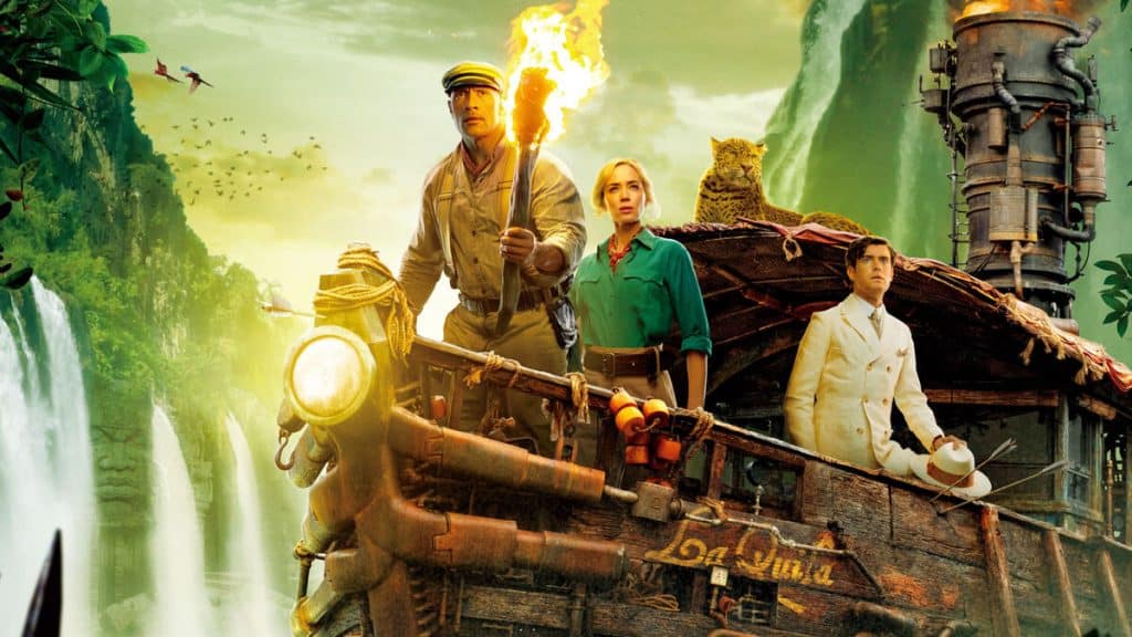 imagem mostra pessoas aventuras em um navio, olhando para uma selva