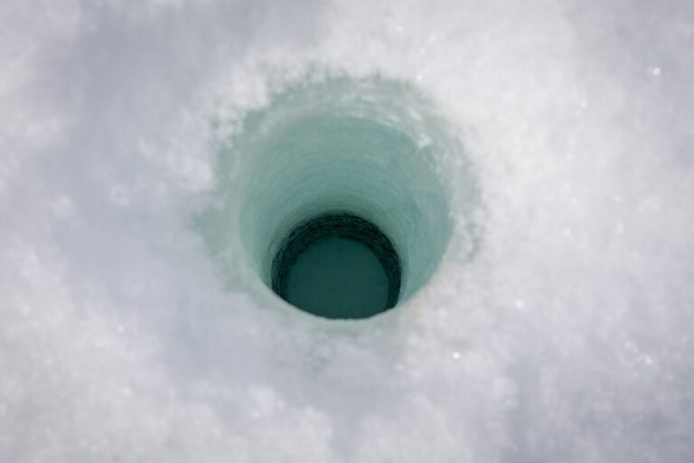 perfurao-ncleo-de-gelo-1024x683-1