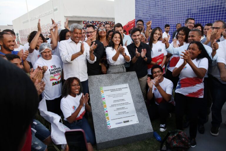 LuisEduardoMagalhaesFotoThuaneMariaGOVBA11