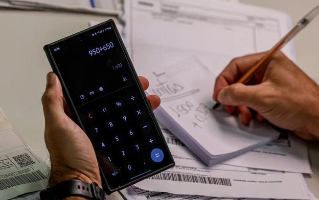 dlm97o24pi0645v58ee2oxch2