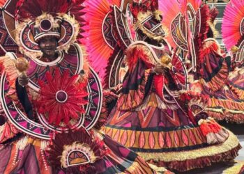 Dragões fecha Samba-Enredo só com notas 10, mas segue em 6º