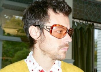 Harry Styles: novo single cai vertiginosamente após topo nos EUA