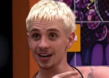 Ex-namorada cutuca Juliano Floss após fala: “Se abro minha boca”