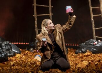 Danielle Winits atinge o ápice em ‘Choque’, seu passo mais maduro