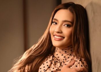 Érica Rios usa redes para falar de fé e fortalecer projeto