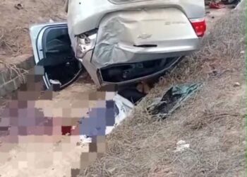 LEM: Acidente envolvendo dois veículos deixa feridos e uma mulher morta na BR 242