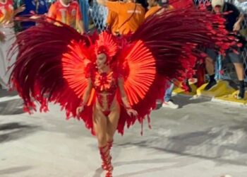 Virginia Fonseca reage a críticas após estreia no Carnaval