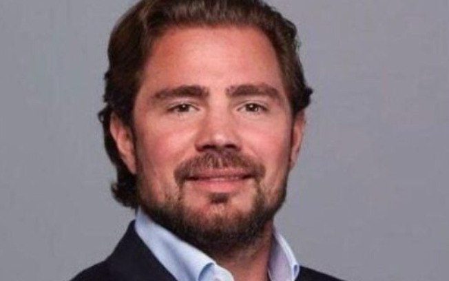 79s6zeuzu1fbz5x1q87w220e9