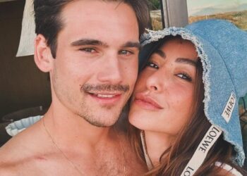 Sabrina Sato celebra 2 anos de casamento com surpresa romântica