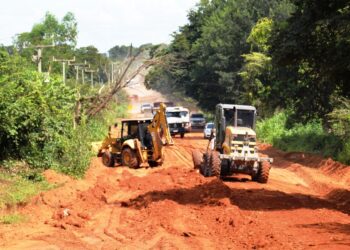 Prefeitura de Barreiras inicia força-tarefa para recuperar a BA-827 na região do Rio Branco