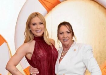 Mãe de Virginia abre o jogo sobre curtida em postagem polêmica