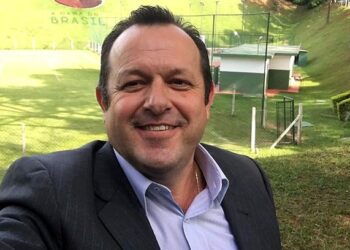 SBT demite diretor após crise e perda de talentos