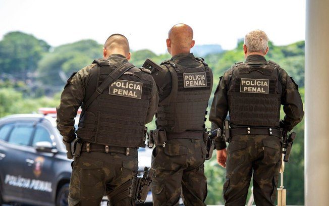 76w28sxya9orvrrch40ah3awq