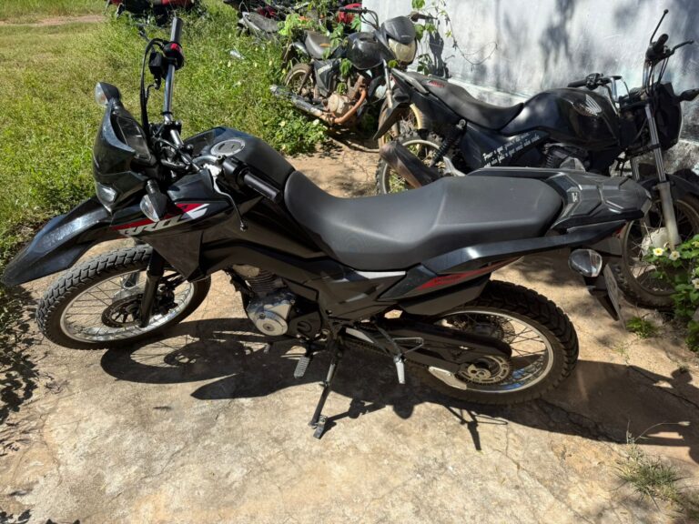 7988_9ed49b6a-f16c-4c5d-acab-bc6f84fa7883