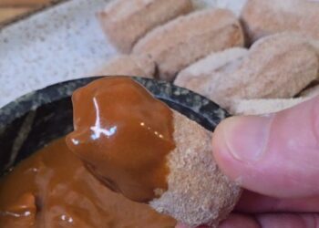 Churros caseiro. Mais fácil fazer do que você imagina