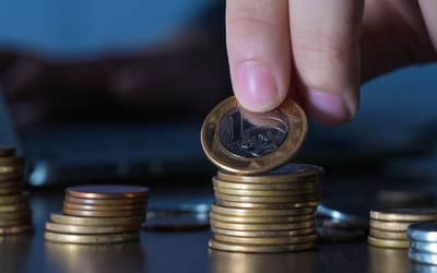 EstagnaodaeconomiaacendealertanaIndstria_0607183001779889333