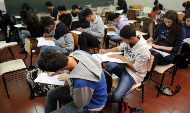 NorteeNordesteapresentammaisproblemasrelacionadosfaltadeprofessorescomformaoadequada_0507112001779515069