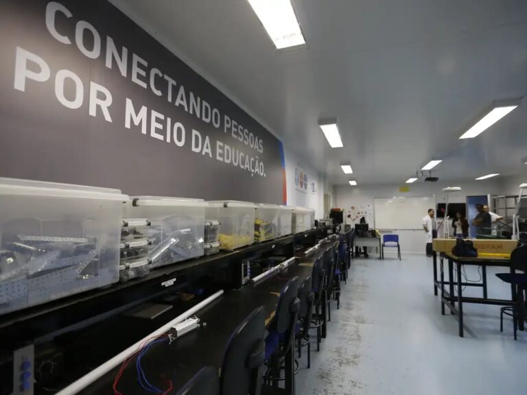SENAIoferecemaisde135milvagasemcursosalinhadossdemandasdaindstriabrasileira_0775146001779540201