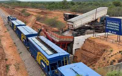 Transnordestinatransporta946toneladasdesorgoemsegundotesteoperacional_0765821001780047855