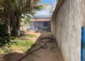 Bombeiros combatem incêndio em residência em Luís Eduardo Magalhães e vítima é encontrada em óbito