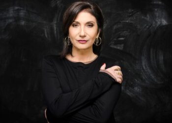 Zizi Possi é destaque da programação do Blue Note São Paulo