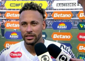 Neymar completa um mês lesionado e segue como dúvida na Copa