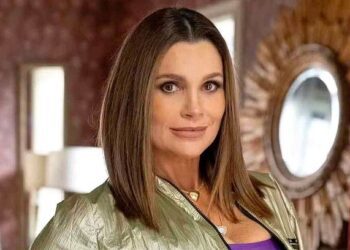 Flávia Alessandra expõe desafios da menopausa e faz desabafo