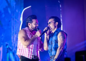 Forró romântico, piseiro e sertanejo universitário marcaram os ritmos do #Sextou na 3ª noite do Arraiá de LEM
