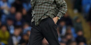 Como a Moda dos Técnicos de Futebol Influencia o Que Você Veste