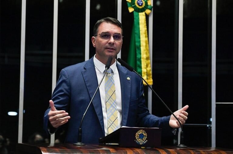 Flavio-Bolsonaro