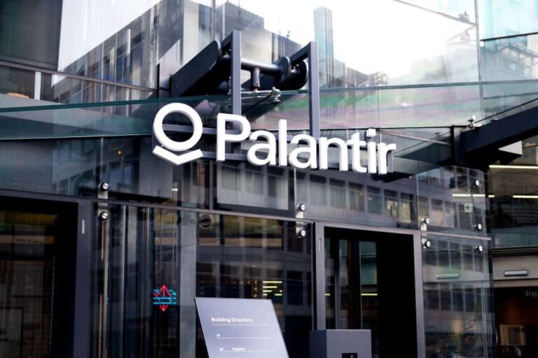 palantir-1024x682-1
