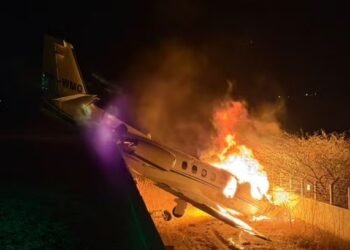 Rey Vaqueiro cancela shows após sofrer acidente com avião