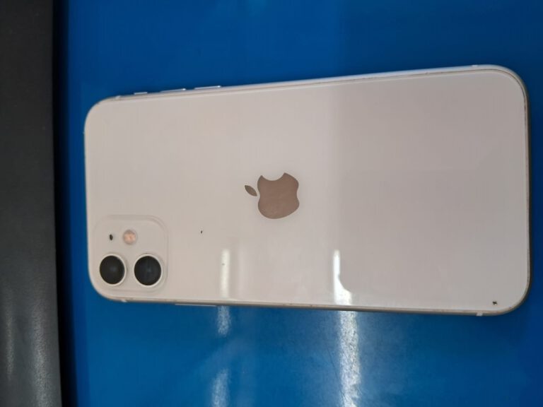 Mulher-e-vitima-de-golpe-em-venda-de-iPhone-Rondesp-Oeste-recupera-aparelho-em-LEM